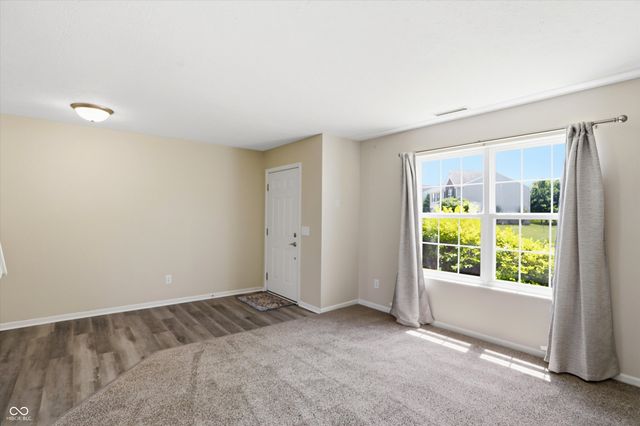 10802 Pleasant View Lane, Fishers, IN 46038