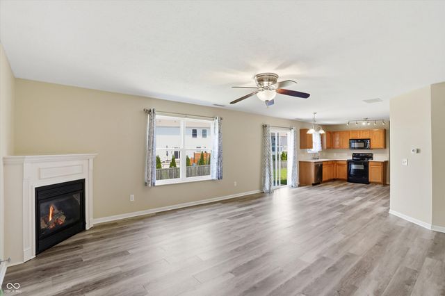 10802 Pleasant View Lane, Fishers, IN 46038