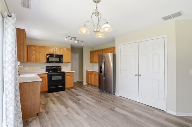 10802 Pleasant View Lane, Fishers, IN 46038