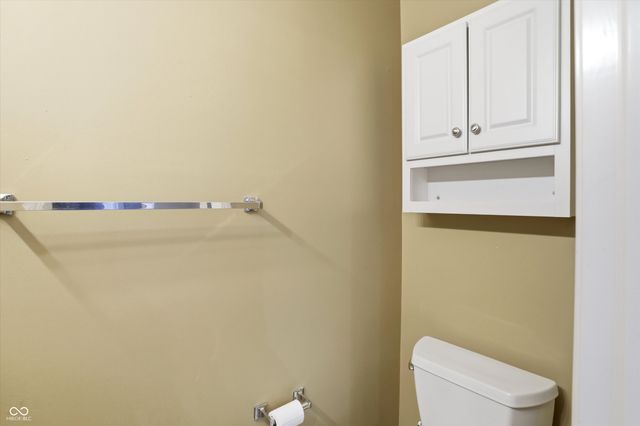 10802 Pleasant View Lane, Fishers, IN 46038