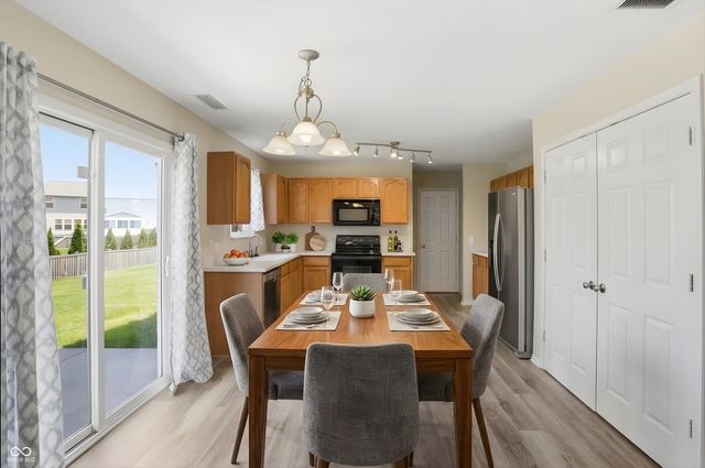 10802 Pleasant View Lane, Fishers, IN 46038
