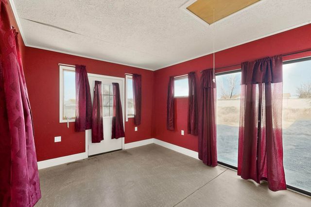 1 El Tigre Drive, Los Lunas, NM 87031