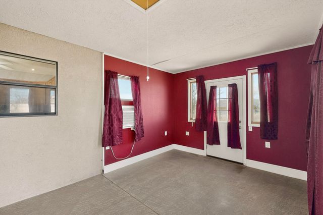 1 El Tigre Drive, Los Lunas, NM 87031