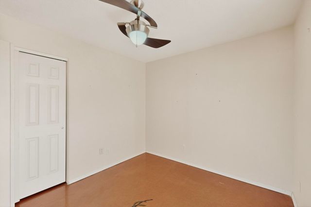 1 El Tigre Drive, Los Lunas, NM 87031