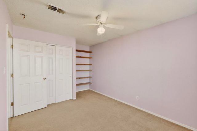 1 El Tigre Drive, Los Lunas, NM 87031