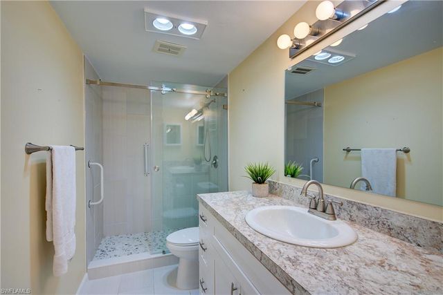 402 SE 42nd TER 3, Cape Coral, FL 33904