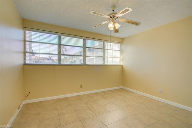 402 SE 42nd TER 3, Cape Coral, FL 33904