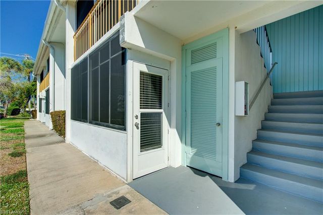 402 SE 42nd TER 3, Cape Coral, FL 33904