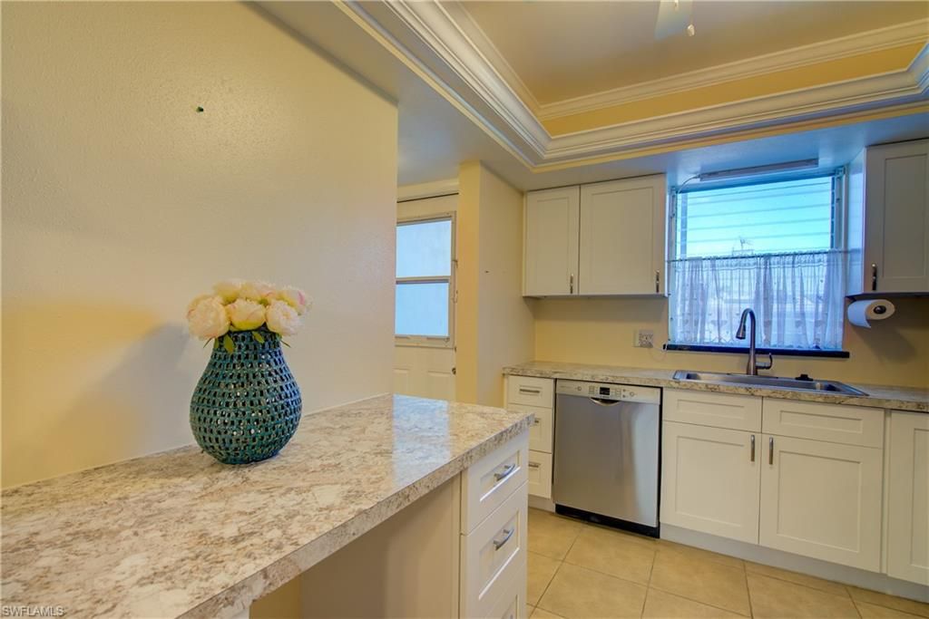402 SE 42nd TER 3, CAPE CORAL, FL 33904 — photo 3