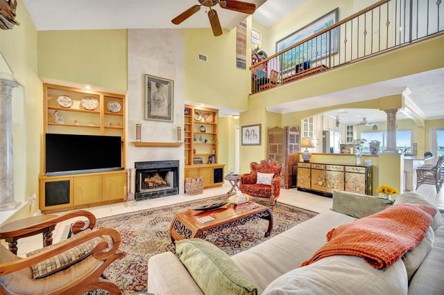 6361 4TH PALM POINT, St Pete Beach, FL 33706