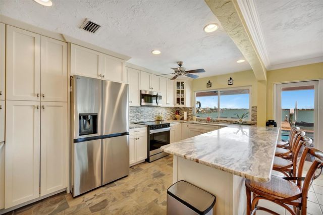 6361 4TH PALM POINT, St Pete Beach, FL 33706