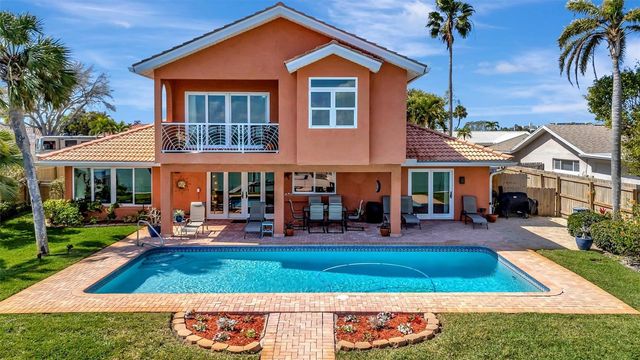 6361 4TH PALM POINT, St Pete Beach, FL 33706