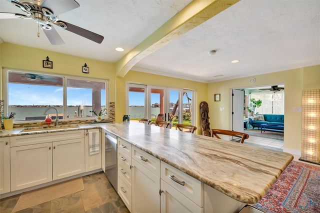 6361 4TH PALM POINT, St Pete Beach, FL 33706