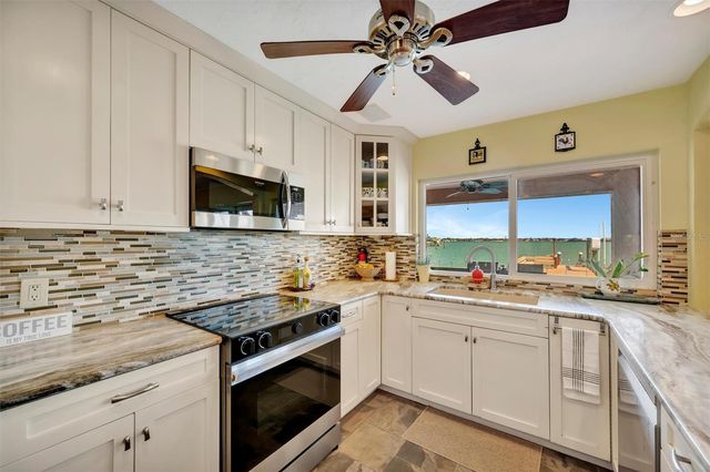 6361 4TH PALM POINT, St Pete Beach, FL 33706