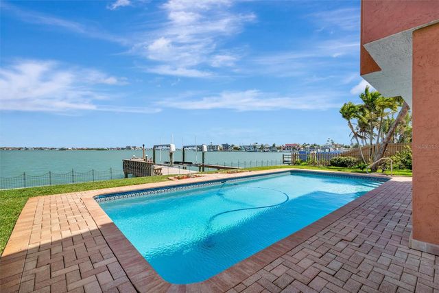 6361 4TH PALM POINT, St Pete Beach, FL 33706