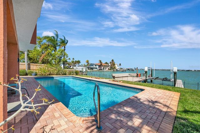 6361 4TH PALM POINT, St Pete Beach, FL 33706