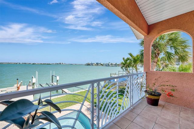 6361 4TH PALM POINT, St Pete Beach, FL 33706