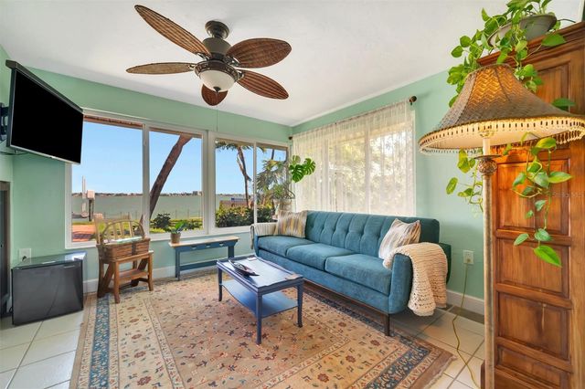 6361 4TH PALM POINT, St Pete Beach, FL 33706