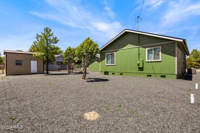 2231 SITGREAVES Drive, Overgaard, AZ 85933