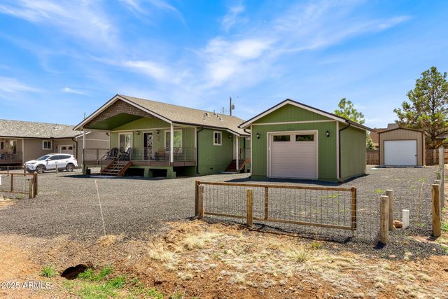 2231 SITGREAVES Drive, Overgaard, AZ 85933