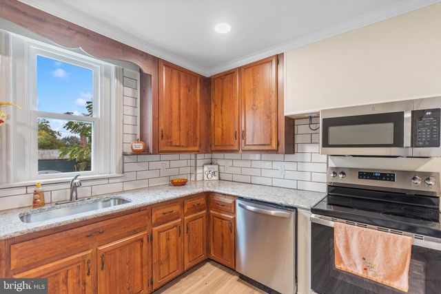 105 FAIRVIEW AVENUE, Waynesboro, PA 17268