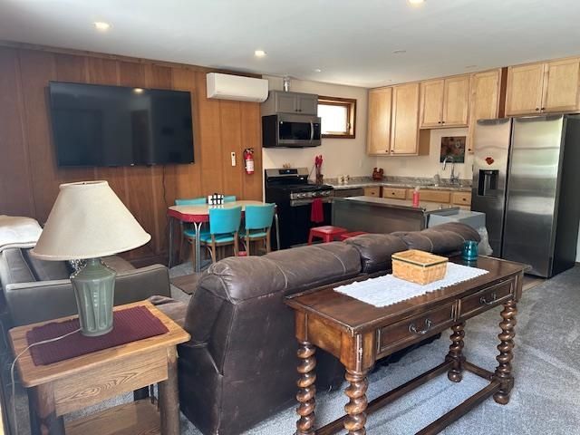 1 Nickwackett Street, Rutland City, VT 05701