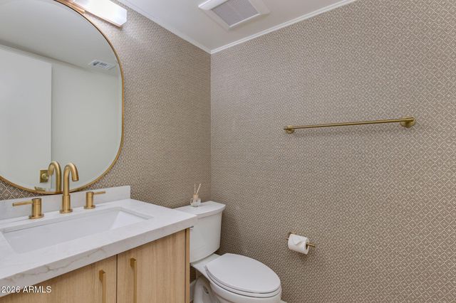 5201 N 24TH Street 107, Phoenix, AZ 85016