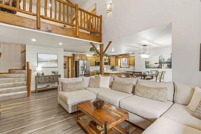 101 Birch Street, Blue Eye, MO 65611