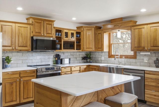 101 Birch Street, Blue Eye, MO 65611