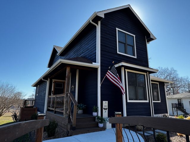 101 Birch Street, Blue Eye, MO 65611