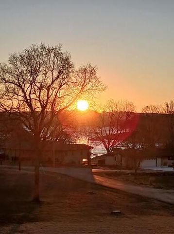 101 Birch Street, Blue Eye, MO 65611