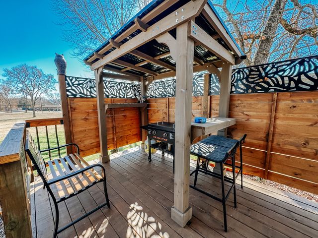 101 Birch Street, Blue Eye, MO 65611