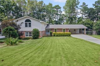 1470 Vernon North Drive, Dunwoody, GA 30338
