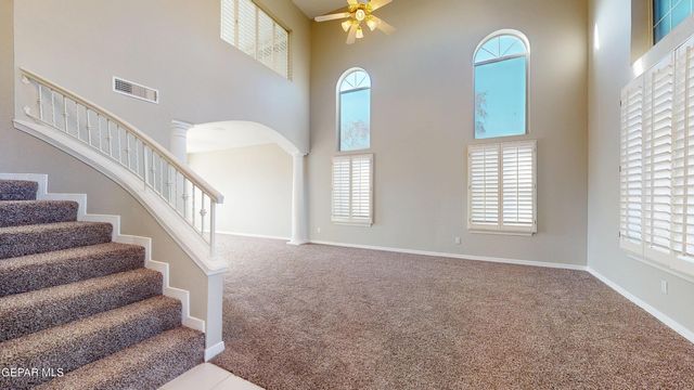 55 S TREVINO Road, Santa Teresa, NM 88008