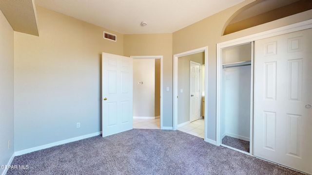 55 S TREVINO Road, Santa Teresa, NM 88008