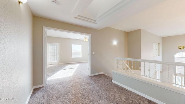 55 S TREVINO Road, Santa Teresa, NM 88008