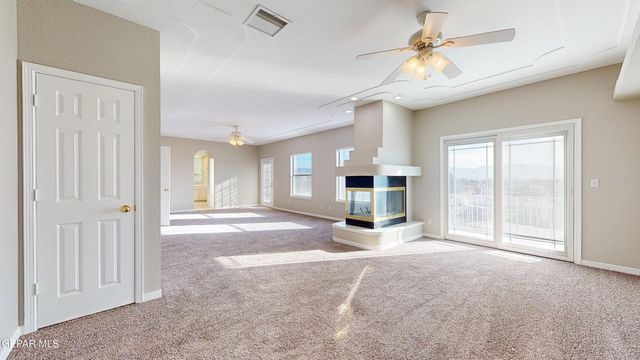 55 S TREVINO Road, Santa Teresa, NM 88008