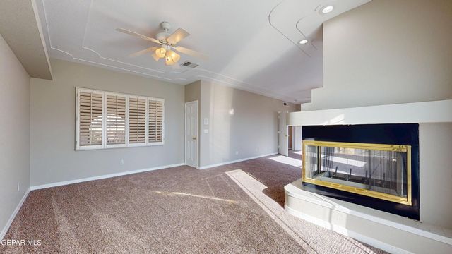 55 S TREVINO Road, Santa Teresa, NM 88008