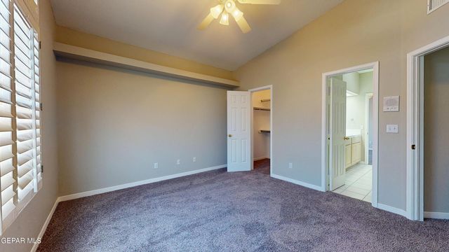 55 S TREVINO Road, Santa Teresa, NM 88008