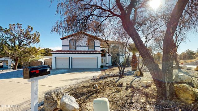 55 S TREVINO Road, Santa Teresa, NM 88008