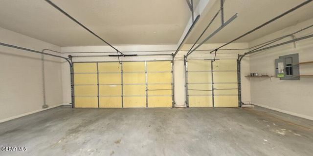 55 S TREVINO Road, Santa Teresa, NM 88008