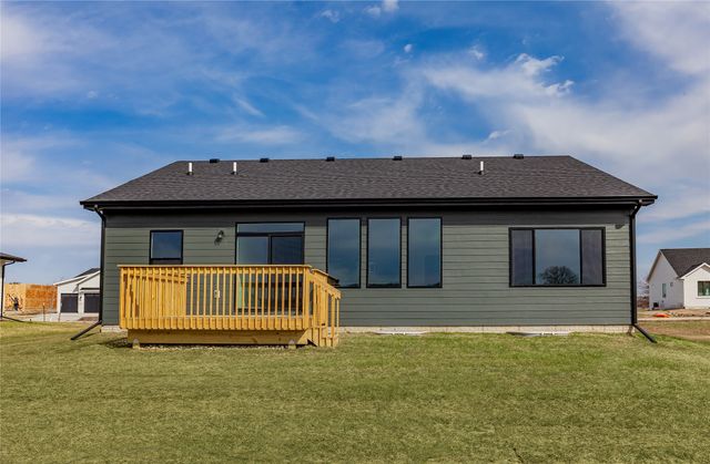 8124 Buckley Street, Johnston, IA 50131