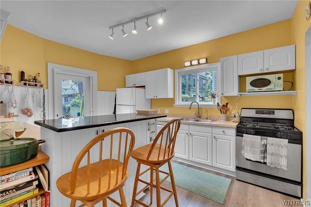 707 Richmond Avenue, Buffalo, NY 14222