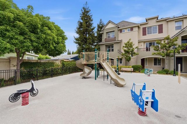 2092 Sheffield Drive, San Jose, CA 95131