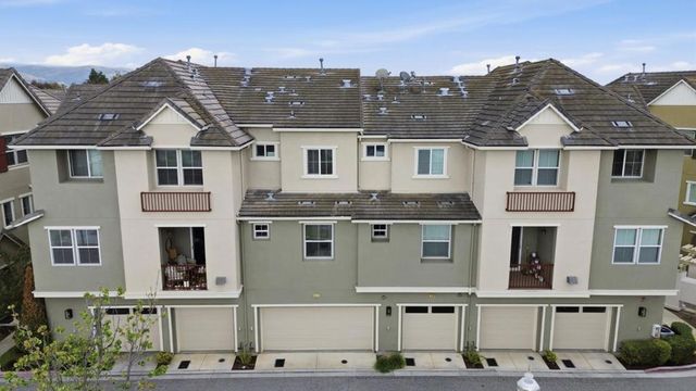 2092 Sheffield Drive, San Jose, CA 95131