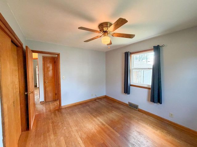 1534 S Osborne Avenue, Janesville, WI 53546