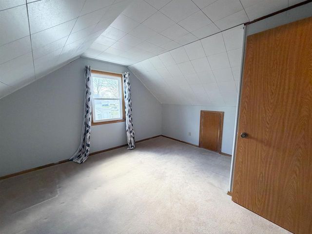 1534 S Osborne Avenue, Janesville, WI 53546