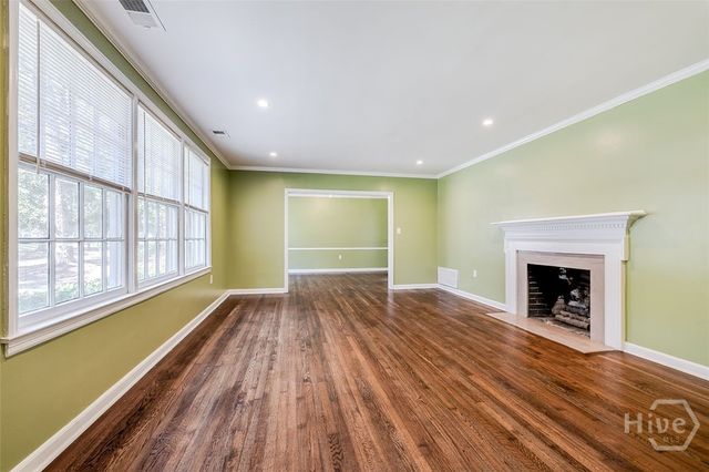 5114 Abercorn Street, Savannah, GA 31405