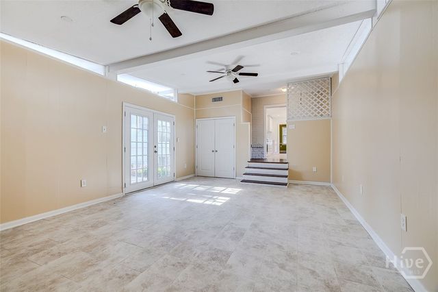 5114 Abercorn Street, Savannah, GA 31405