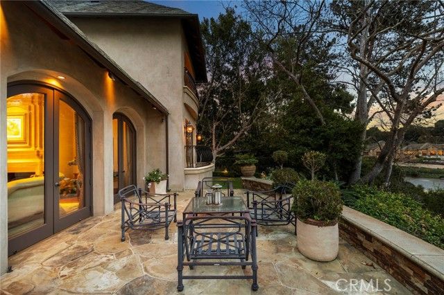 7 Lochmoor, Newport Beach, CA 92660